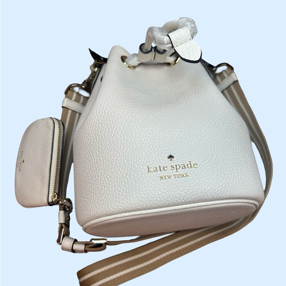 Kate Spade White Shoulder Bag with Drawstring Closure NWT 🚨LOW START🚨 - Picture 3 of 10